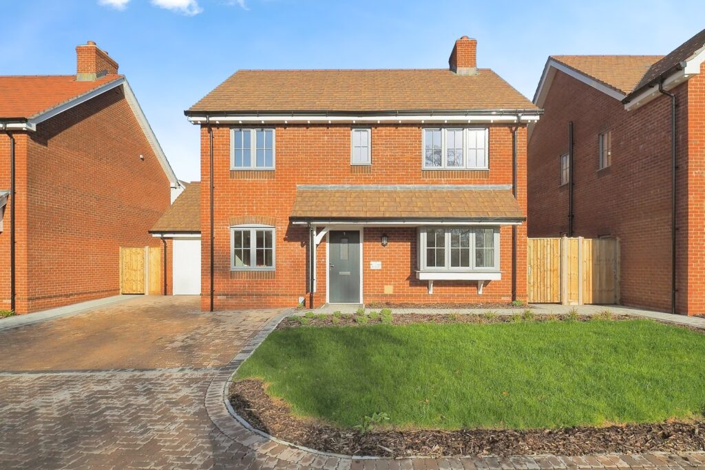 Plot  29, Whitsbury Green