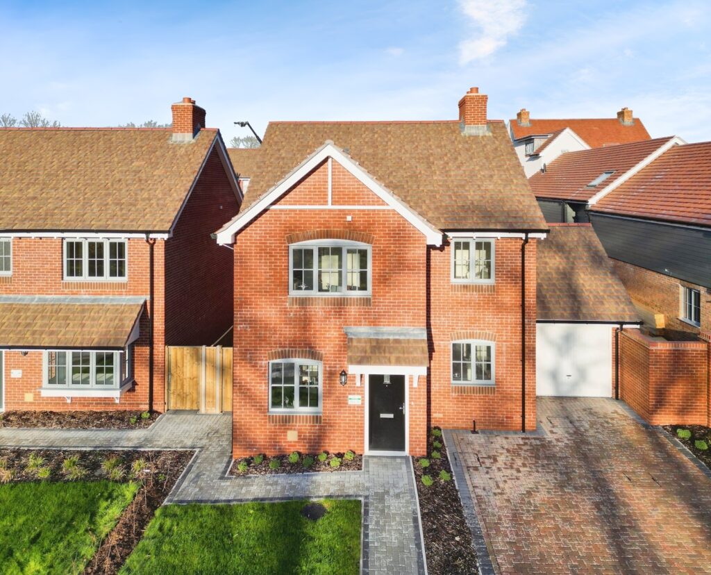 Plot  34, Whitsbury Green