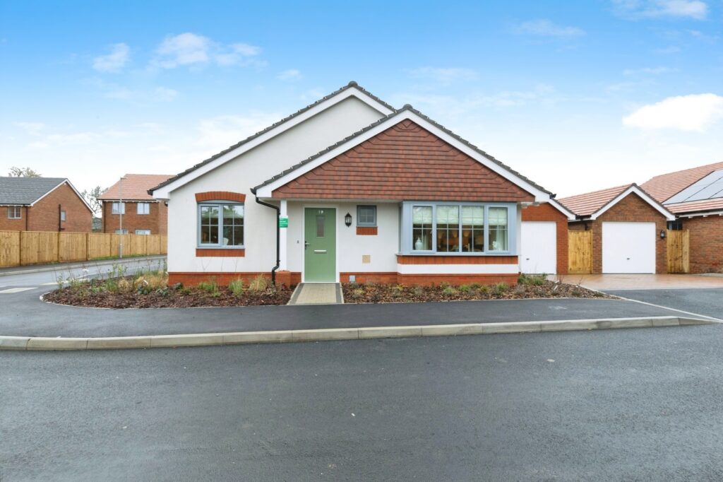 Plot 19, Oakwood Grove